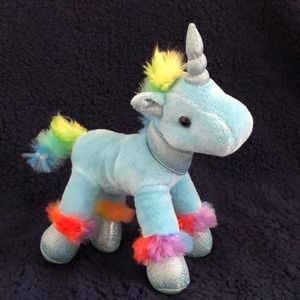 🛍️5/$20🛍️EUC Whimsical Rainbow Unicorn.